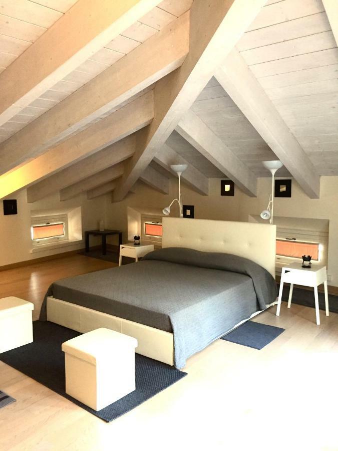 Residenza Virgiliana Suite Con Terrazza-Centro Storico Mantua Exterior foto